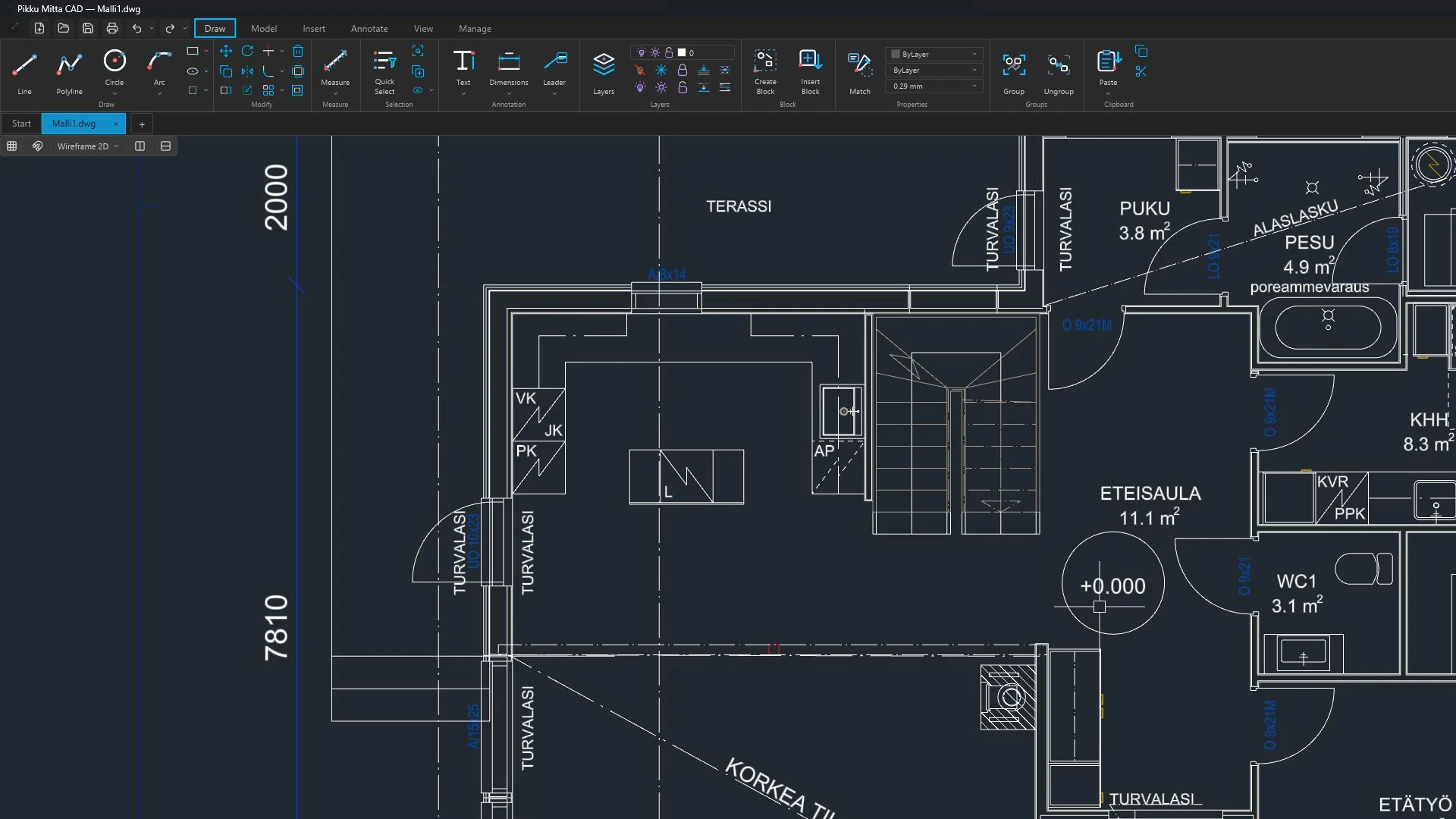 Detailed floor plan with dimensions and annotations in Pikku Mitta CAD.